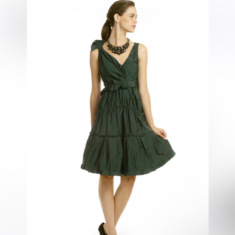 Nina Ricci “Pour Le Chic” Emerald Green 100% Silk Dress